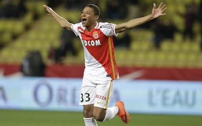 9博焦点-B席这脚法华丽